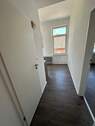 Flur - 3 Zimmer Etagenwohnung zur Miete in Wilhelmshaven