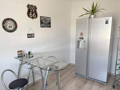 Vielseitig verwendbarer Raum neben der Küche - 