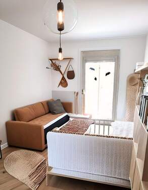 Zimmer Schlafen 1 OG Möblierungsbeispiel - 