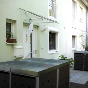 vorne seitlich - 4 Zimmer Reihenmittelhaus in Unterschleißheim