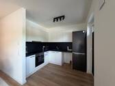 Moderne Einbauküche - 3 Zimmer Etagenwohnung zur Miete in Hamburg