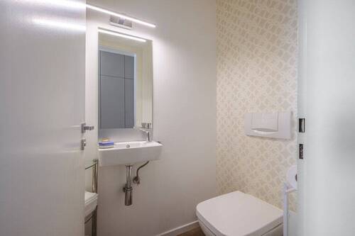 große Wohnung EG (5) - 