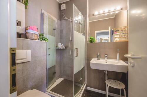 kleine Wohnung EG (6) - 