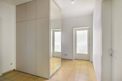 große Wohnung EG (2) - 