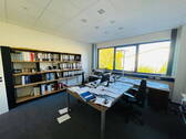 Buero 4 - 