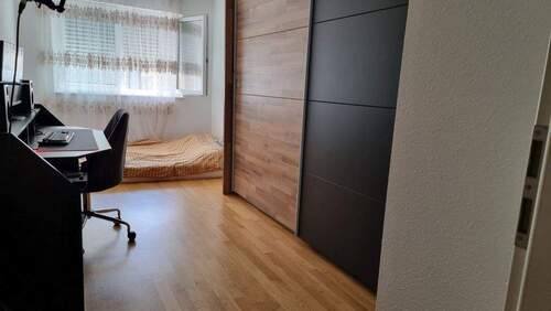 Zimmer III - Etagenwohnung mit 111,00 m² in Jestetten zum Kaufen