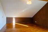 Wohnzimmer DG Whg rechts - 