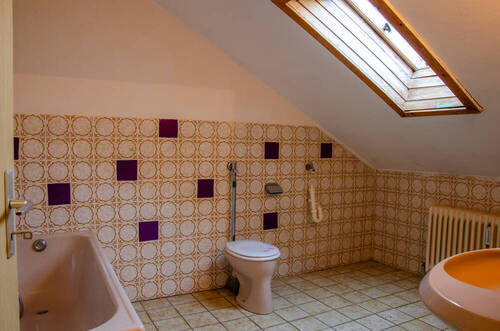 Badezimmer DG Whg rechts - 