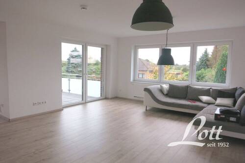 Fotos vor der Vermietung: Wohn- und Esszimmer - 