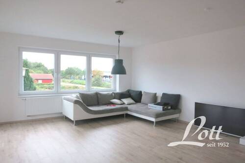 Wohn- und Esszimmer - 