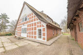 Giebelseite - Mehrfamilienhaus, Wohnhaus in Hemmoor