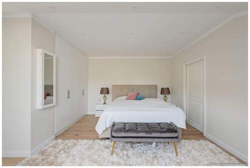 Schlafzimmer - 5 Zimmer Doppelhaushälfte in Grünwald