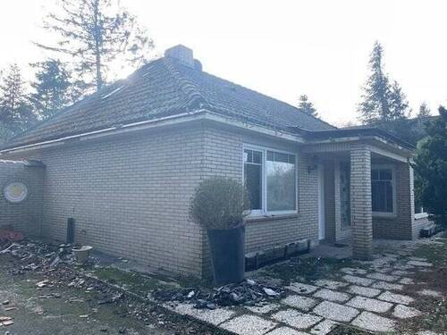 Behnkeweg Ansicht Hauseingang.jpg - Bungalow zum Kaufen in Quickborn