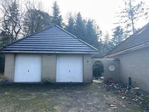 Behnkeweg 6 Garage Einfahrt.jpg - Bungalow in Quickborn
