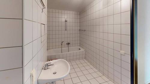 Bad Vergleichswohnung - 2 Zimmer Etagenwohnung in Chemnitz