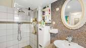 KG Badezimmer 1 - 