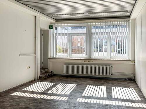 Büro / Behandlungsraum - 