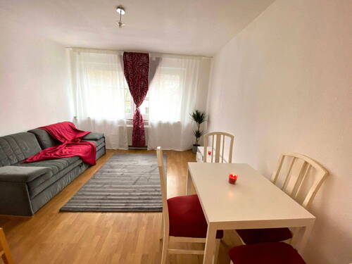 Wohnzimmer - Gemütliche 1-Zimmer-Wohnung in Wuppertal - zentral & gepflegt