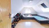 Wohnzimmer - Schnuckelige DG-Wohnung in Blaubeuren-Weiler