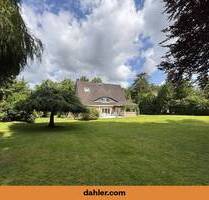 Besonders breiter Villenbauplatz mit bis zu 16 Wohneinheiten bebaubar - Hamburg / Wellingsbüttel