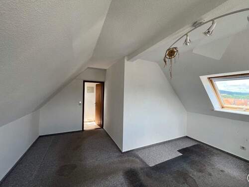 004020156800_302_341_20072025170948937 - 