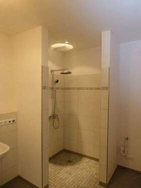Große Dusche - 