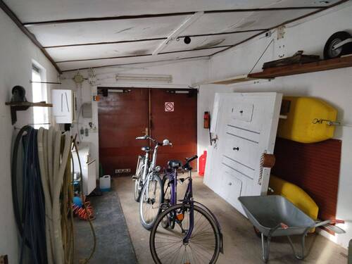 große Garage - 