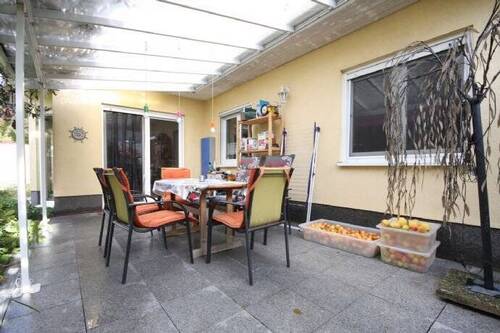 überdachte Terrasse - 