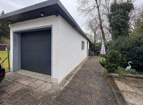 Garage - 