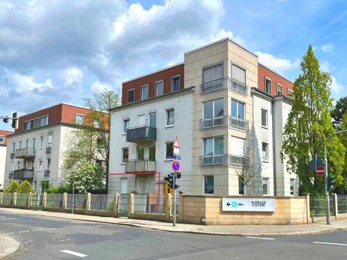 Ansicht Süd - Sonnen-Balkon & beste Verkehrsanbindung!