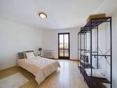 Schlafzimmer - Attraktive 3-Zimmer-Wohnung mit Süd-West-Balkon in begehrter Lage