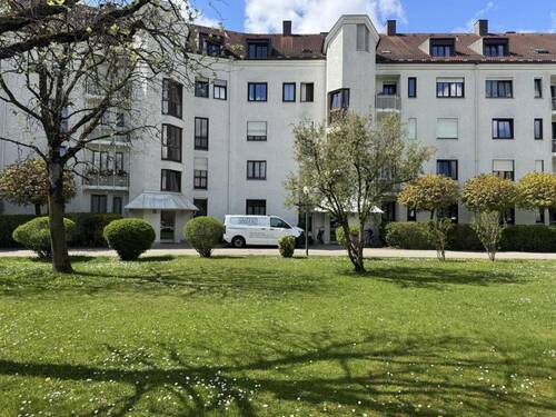 Außenansicht Straßenseite - 