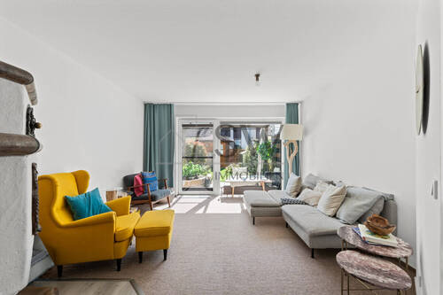 Wohnzimmer - Charmantes & energieeffizientes Reihenmittelhaus in Wendelstein