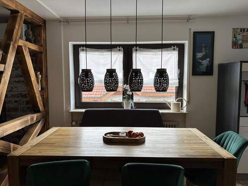 Essen - 4 Zimmer Etagenwohnung in Weisweil