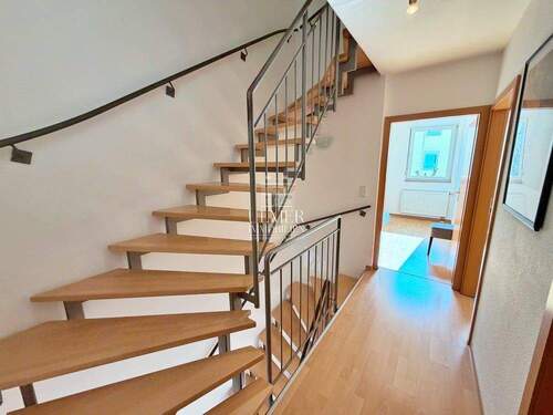 Treppenaufgang 2 OG - 