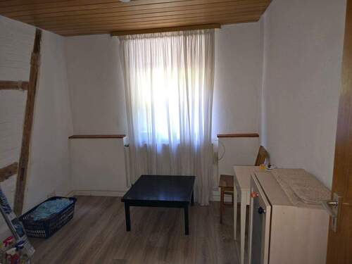 Bild 3 - 6 Zimmer Etagenwohnung in Heidenheim