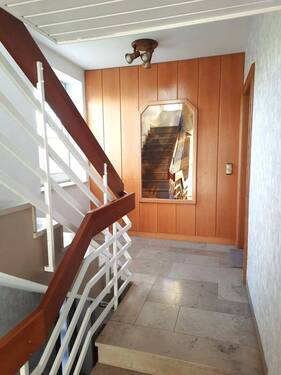 4 - 6 Zimmer Mehrfamilienhaus, Wohnhaus in Hannoversch Münden / Hedemünden