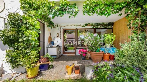 Terrasse 1 - Wohnen mit Garten: 4 Zimmer, Terrasse und Kamin in Kürnbach