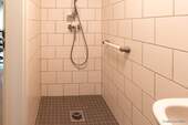 ...bodengleicher Dusche im EG - 