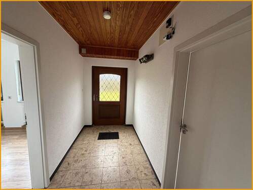 Eingangsbereich - Etagenwohnung mit 65,00 m&sup2; in Romrod zur Miete