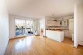 Wohnzimmer - 2 Zimmer Etagenwohnung zum Kaufen in Berlin