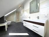 Badezimmer DG - 