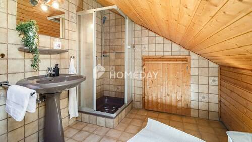 1. OG Badezimmer 1 - 