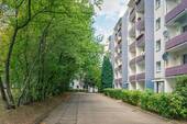 Rückansicht - Schöne Aussichten für Familien - 323,00 EUR Kaltmiete, ca.  56,30 m² Wohnfläche