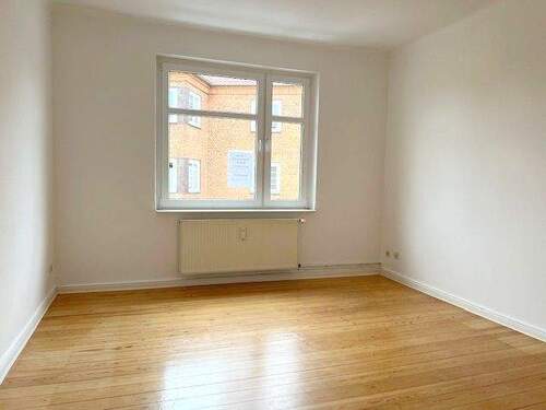 Schlafzimmer - 3 Zimmer Etagenwohnung in Güstrow