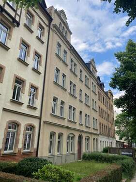 PHOTO-2023-06-15-10-27-31 - Gemütliche 2-Zimmer mit Dusche und Laminat in Bestlage!