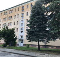 Raum für Neues - Wir sanieren für Sie eine 2-Raumwohnung im Erdgeschoss mit Balkon in Wolfen-Nord ! - Bitterfeld-Wolfen