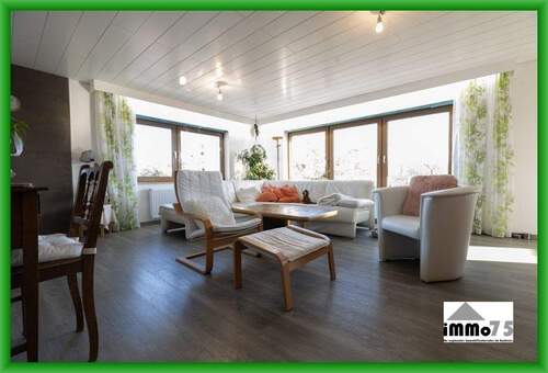 Wohnzimmer EG - 1 Zimmer Mehrfamilienhaus, Wohnhaus in Zaberfeld