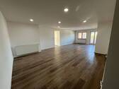 Wohnbereich Ansicht 1 - Helle 3-Zimmer-Wohnung in Viechtach, Blossersberg zu vermieten