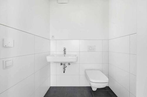 WC - 